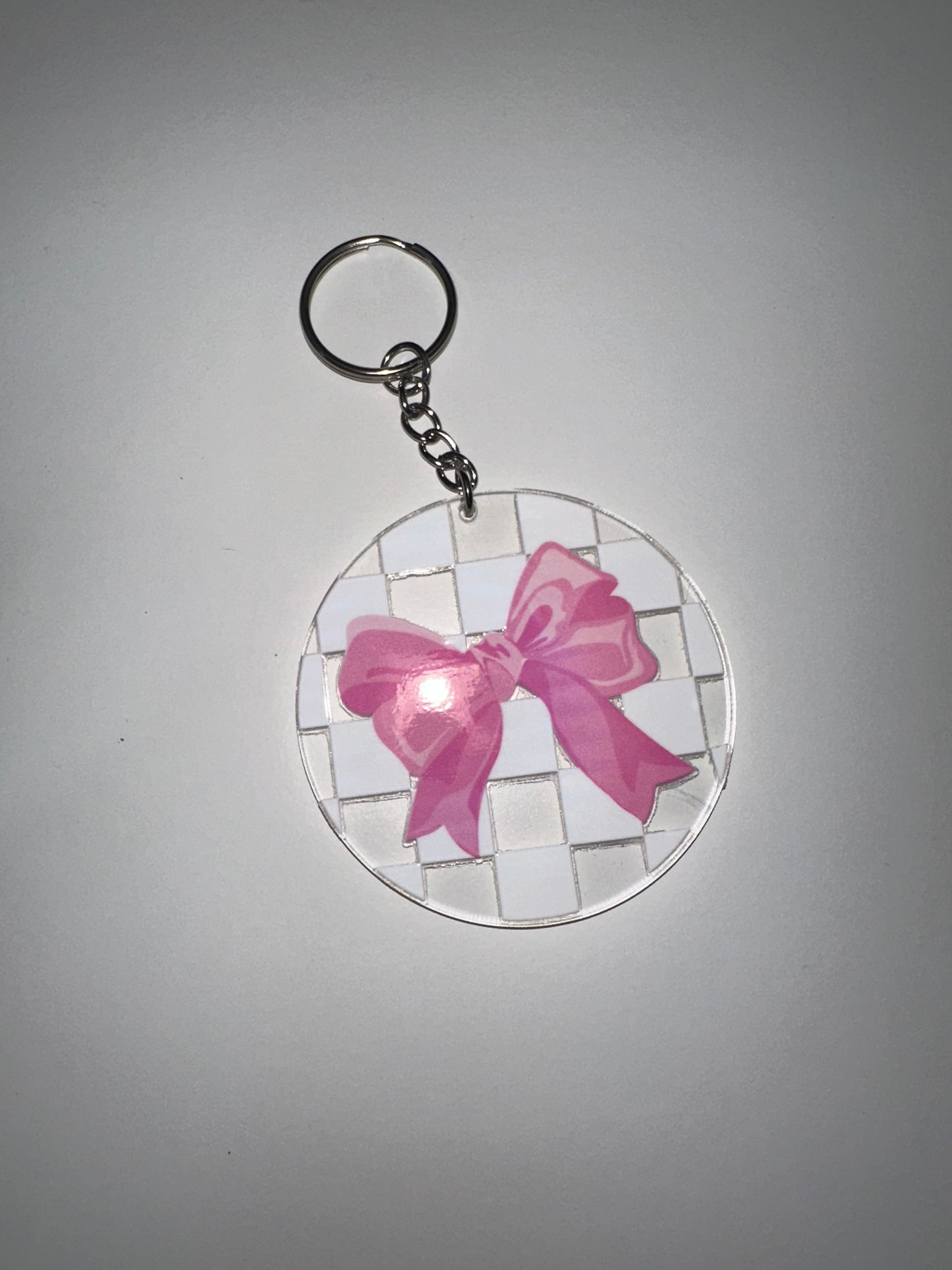 Checkered bow keychain